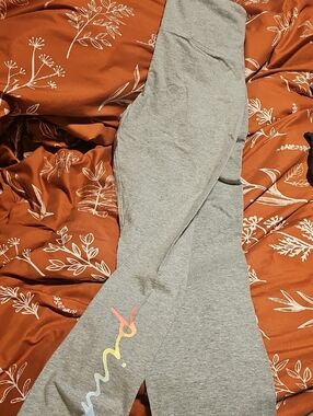 PINK Victoria's Secret Gray Logo Leggings